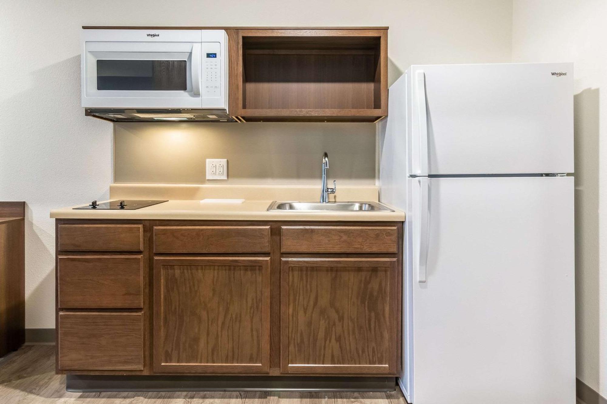 Woodspring Suites Indianapolis Castleton 部屋 写真