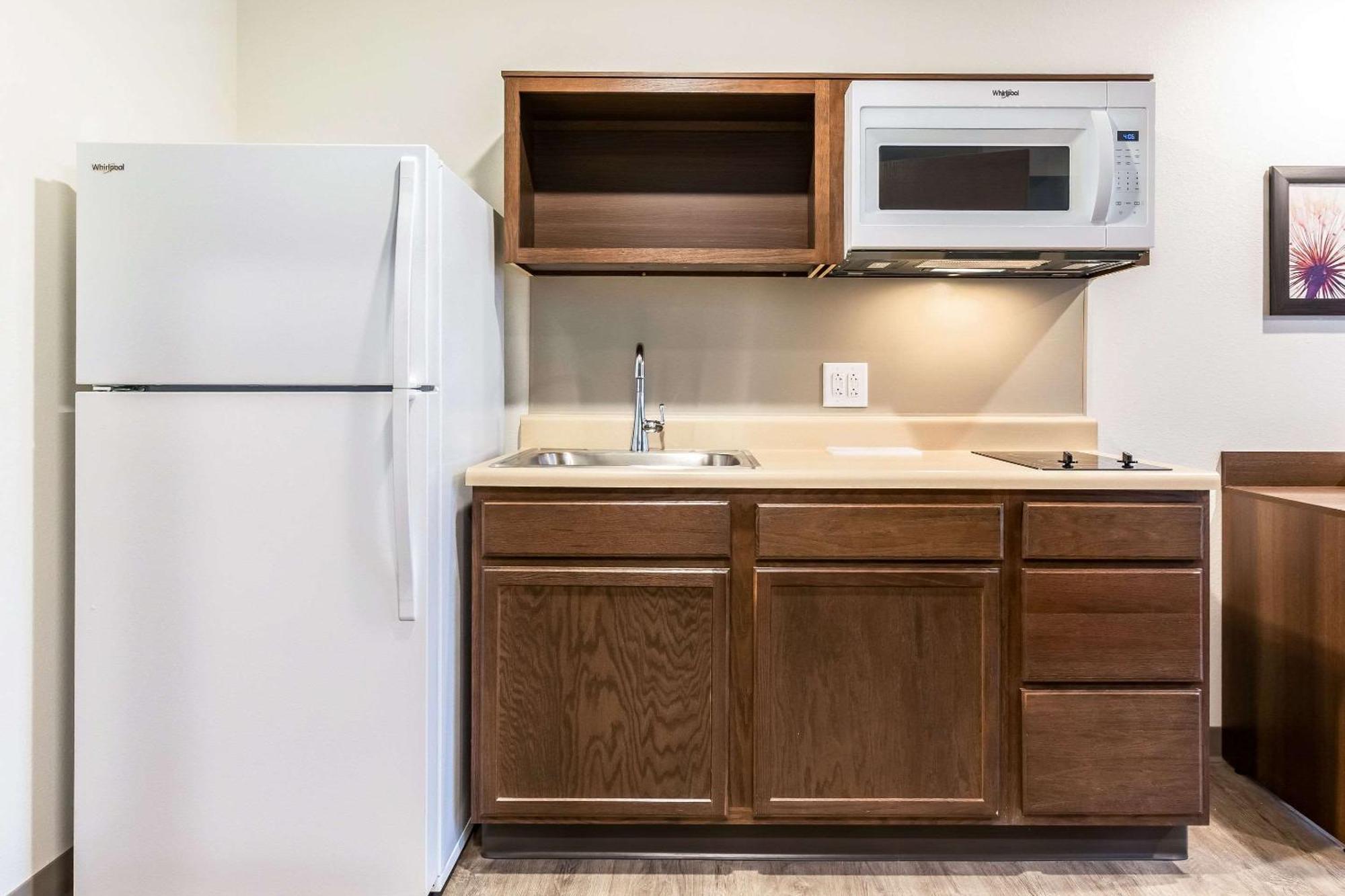 Woodspring Suites Indianapolis Castleton 部屋 写真